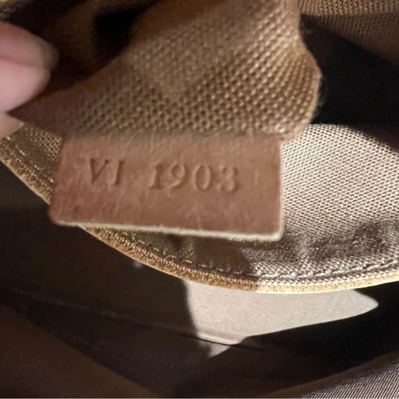 Louis Vuitton Alma PM Handbag Monogram - Picture 12 of 15